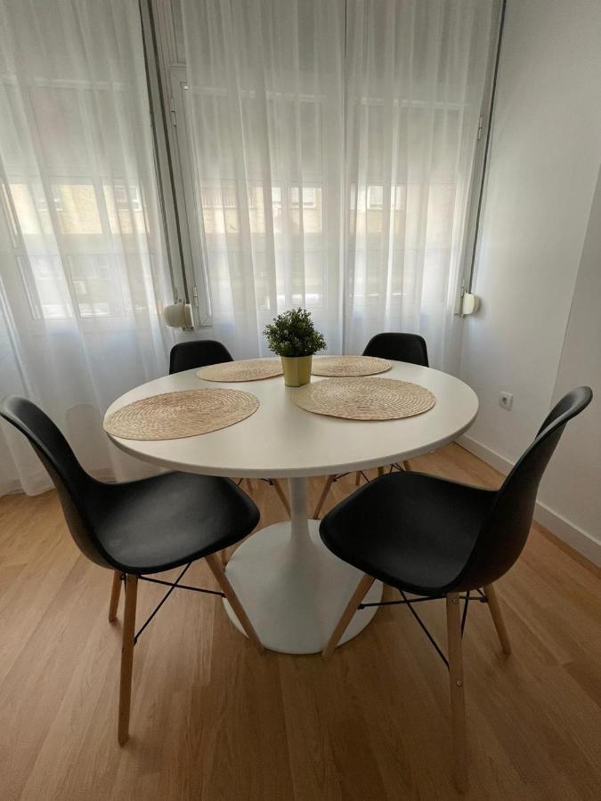 Holidays2Malaga 2 Bedroom Armengual De La Mota Close Shopping Center Eksteriør bilde
