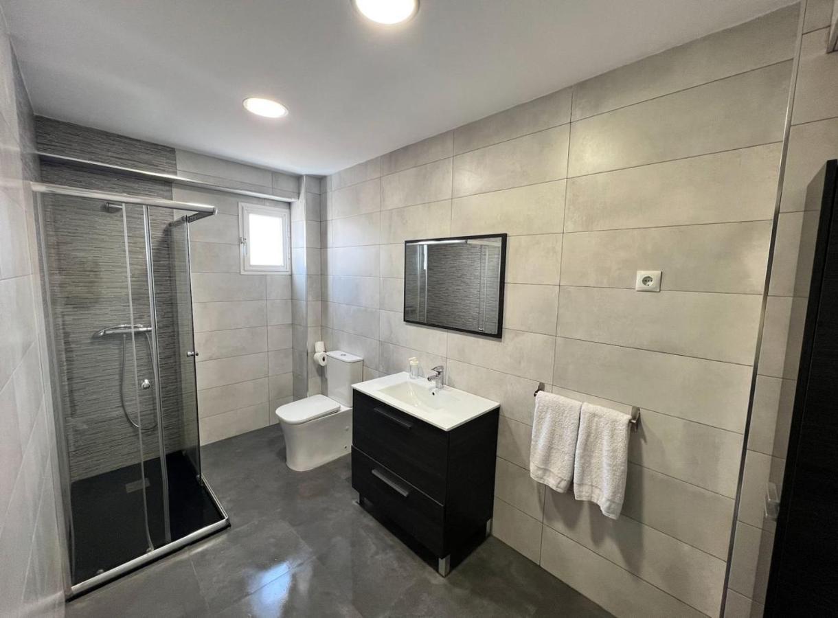 Holidays2Malaga 2 Bedroom Armengual De La Mota Close Shopping Center Eksteriør bilde