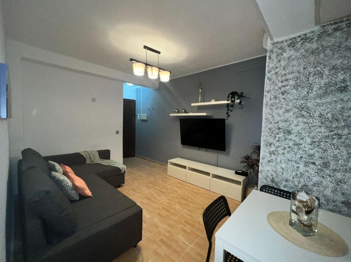 Holidays2Malaga 2 Bedroom Armengual De La Mota Close Shopping Center Eksteriør bilde